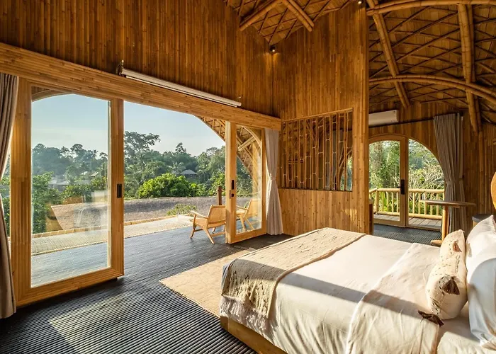 Jungleight Bali * Tegallalang (Bali)